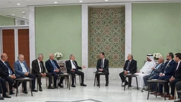 بحثا فرص إعادة إعمار المناطق المنكوبة.. نقيب المهندسين يلتقي الرئيس السوري التقى الرئيس السوري بشار الأسد، وفد اتحاد المهندسين العرب برئاسة الأمين