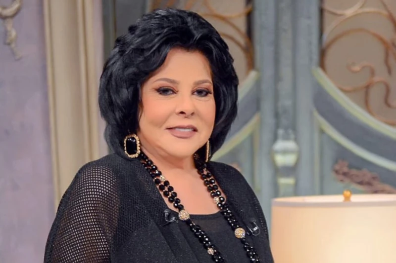 إسعاد يونس تحتفل بتصدر حلقة هنا الزاهد الترند شاهد المقال التالي من صحافة السعودية عن إسعاد يونس تحتفل بتصدر حلقة هنا الزاهد الترند، احتفلت النجمة