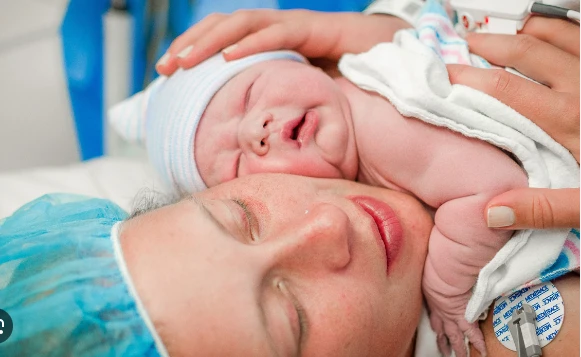 تعرف على تفسير حلم الحمل والولادة للعزباء لابن سيرين تفسير حلم الحمل والولادة في المنام للعزباء من الأحلام الغريبة بالنسبة للبنت، فقد تأتي الرؤية