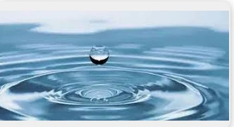 التفسيرات المتنوعة لرؤية الماء في المنام التفسيرات المتنوعة لرؤية الماء في المنام ، جاءت إلينا الكثير من الاستفسارات حول معنى الماء في الحلم وبما أن