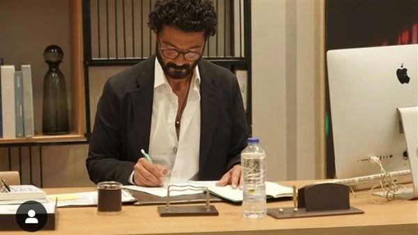 انتهاء تصوير مسلسل سراب من بطولة خالد النبوي أعلنت المنتجة سالي والي انتهاء تصوير مسلسل سراب من بطولة الفنان خالد النبوي ، والذى من المقرر أن يعرض شهر سبتمبر المقبل على إحدى المنصا