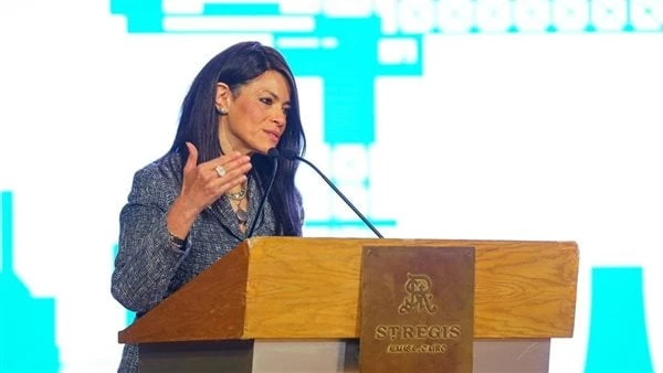 المشاط: 3 مليارات دولار تمويلات ميسرة من الشركاء الدوليين لتنفيذ 32 مشروعاأكدت الدكتورة رانيا المشاط، وزيرة التخطيط والتنمية الاقتصادية والتعاون الدولي، أن الانتقال للتنمية الصناعي