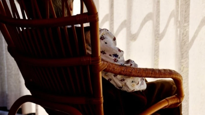 اكتشاف آلاف الوفيات بعد أسابيع.. وباء الوحدة يجتاح بريطانيا إن أسوأ كابوس بالنسبة لكثير من الناس هو الموت وحيدا، ثم يكتشف الناس بعد أسابيع وقد أكله الدود.وقالت صحيفة الاندبندنت الب