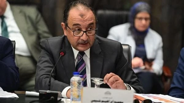 وزير قطاع الأعمال العام يبحث مع سفير فرنسا بالقاهرة سبل زيادة الشراكات الاستثماريةالتقى المهندس محمد شيمي وزير قطاع الأعمال العام، إيريك شوفالييه سفير فرنسا لدى القاهرة والوفد المر