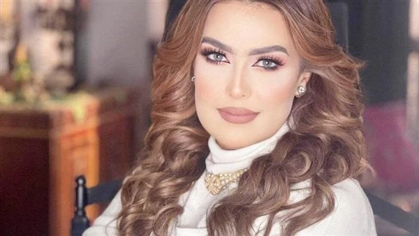 سيمون تكشف عن التحديات في مسيرتها الفنية وجهت الفنانة سيمون رسالة لجمهورها كاشفت من خلالها عن الصعوبات التي واجهتها في مسيرتها الفنية وكيفية تحديها