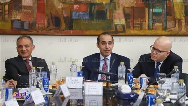 محمود فوزي: تنفيذ نتائج الحوار الوطني أهم أولويات عمل الوزارة أكد المستشار محمود فوزي وزير المجالس النيابية والقانونية والتواصل السياسي، أن تنفيذ