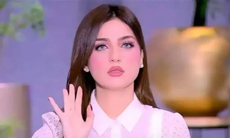 فن: ياسمين عز لالنساء: الرجالة المصرية عصافير البيوت اقرأ في أفاق عربية ياسمين عز ل النساء الرجالة المصرية عصافير البيوت، طلبت الإعلامية ياسمين عز،