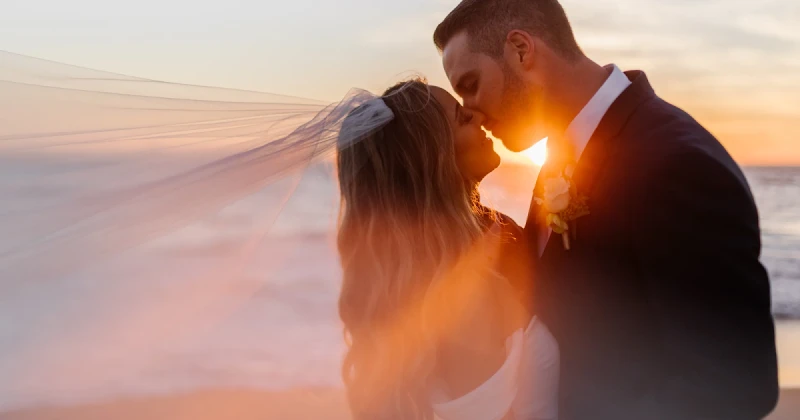 رواية قصة يارا الفصل الرابع 4 بقلم ايسو ابراهيم قعدت يارا جنب عريسها وكانت مرات أبوها بتبصلها بضيق وقالت في سرها: افرحي النهاردة والكام ساعة دول وبعد