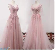 تفسير حلم الفستان الوردي لابن سيرين تفسير حلم الفستان الوردي قد يكون دليل على العديد من الأمور الحياتية التي قد أتي للحالم قريبا، ولك يتوقف بشكل