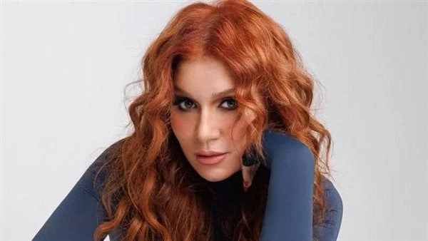 بعد مخصماك.. نوال تصالح الرجال بأغنية رومانسية لأول مرةانتهت المطربة نوال عبد الشافي من تسجيل أجدد أعمالها الغنائية لا لا لا، والمقرر ظهورها للنور