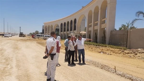 رئيس جهاز الشيخ زايد تتفقد مشروعات المرافق والطرق بتوسعات المدينة بمساحة 10آلاف فدانتفقدت المهندسة مروة حسين، رئيس جهاز مدينة الشيخ زايد، موقف تنفيذ