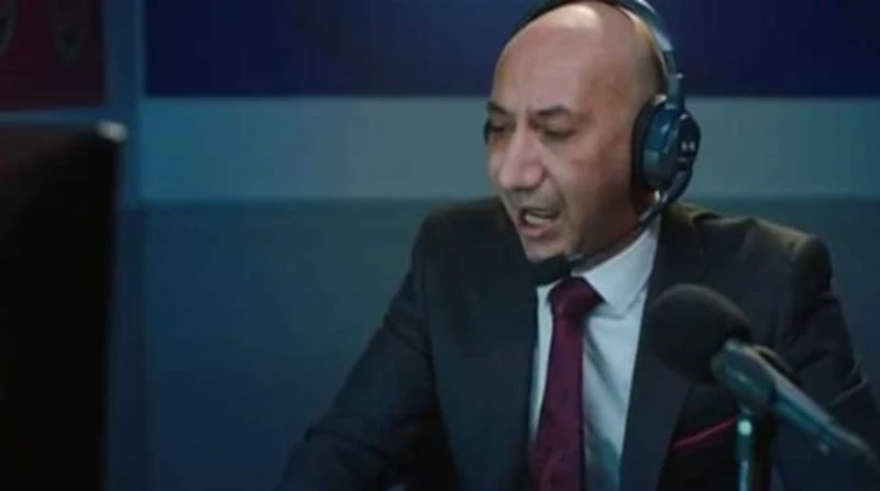 أيمن الكاشف يوضح حقيقة إيقافه عن التعليق (خاص) كشف معلق قنوات أون تايم سبورت، أيمن الكاشف، حقيقة إيقافه عن التعليق خلال الفترة المقبلة.وقال أيمن