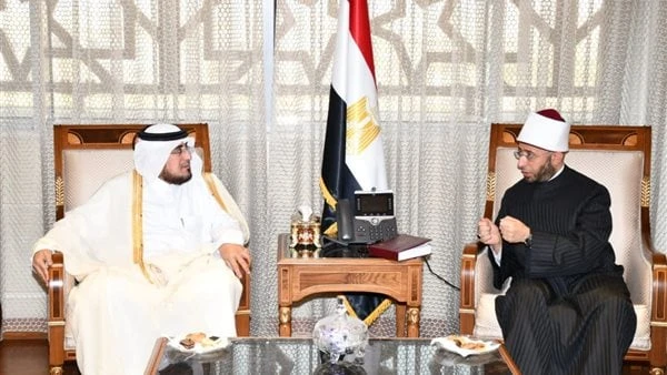 الأزهري ووكيل وزارة الأوقاف القطري يبحثان الارتقاء بالوعي الديني والثقافي والوطنياستقبل الدكتور أسامة الأزهري وزير الأوقاف، الدكتور محمد حمد الكواري