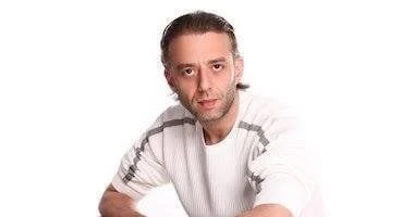 فن: قبل حفل مهرجان العلمين.. خالد حماد: عبقرية هانى شنودة وراء نجاح فرقة المصريين اقرأ في أفاق عربية قبل حفل مهرجان العلمين خالد حماد عبقرية هانى