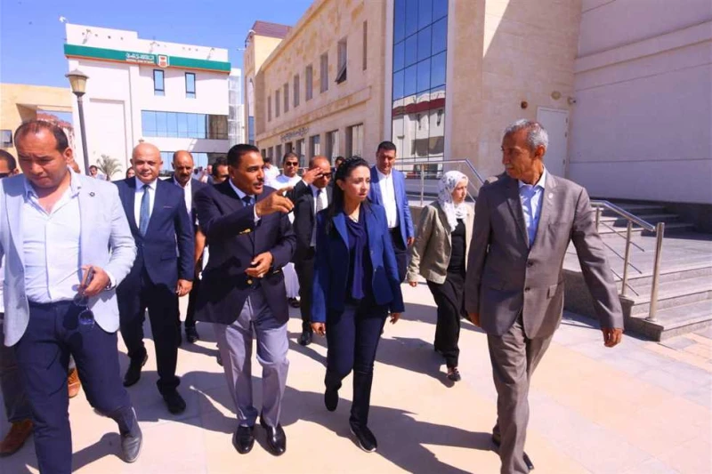 وزيرة التضامن تتفقد مجمع تحيا مصر للخدمات الحكومية في العلمين تفقدت الدكتورة مايا مرسي وزيرة التضامن الاجتماعي اليوم الأربعاء، واللواءخالد شعيب محافظ