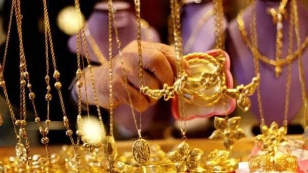 سعر الذهب في الإمارات اليوم الاثنين 15 يوليو 2024 خدمات شاهد المقال التالي من صحافة مصر عن سعر الذهب في الإمارات اليوم الاثنين 15 يوليو 2024، سعر