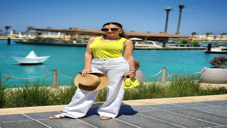 مي عمر تخطف الأنظار في أحدث ظهور لها.. والجمهور يعلق: الأجمل في الكون تعرف على التالي مي عمر تخطف الأنظار في أحدث ظهور لها.. والجمهور يعلق: الأجمل في