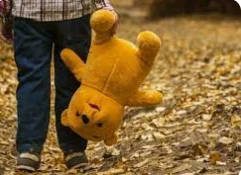 ما تفسير الضياع في المنام لابن سيرين؟ الضياع في المنام، إن رؤية الضياع من الرؤى التي تحوي في باطنها دلالات نفسية وأخرى فقهية، ولقد ذهب الفقهاء إلى