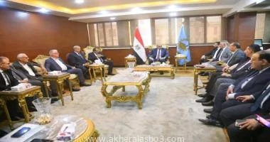 كتبمحمود شتا استقبل اللواء أشرف الجندي محافظ الغربية اليوم ،بمكتبه بديوان عام المحافظة، النائب محمد السعيد عريبي امين عام حزب مستقبل وطن بالغربية و