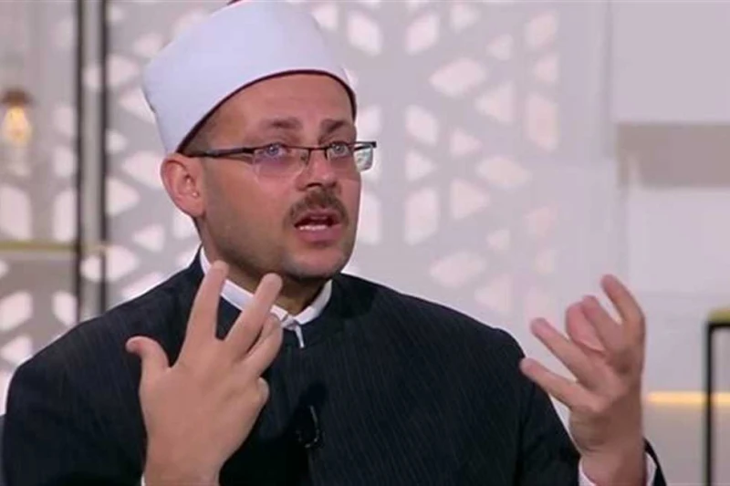 أسامة الجندي يكشف أهم أسباب الفتن (فيديو) قال الدكتور أسامة فخري الجندي، من علماء وزارة الأوقاف، بعض العلماء حصروا الفتن في أمرين: شهوات وشبهات، الذي