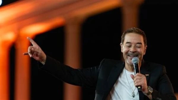 مدحت صالح يفتتح الدورة الثانية من مهرجان العلمين صور افتتح مساء امس المطرب مدحت صالح أولى حفلات مهرجان العلمين فى دورته الثانية، وذلك على مسرح المسرح