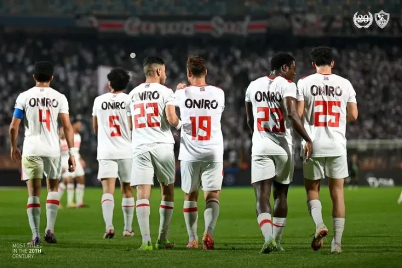 يصل الزمالك إلى ستاد القاهرة لمواجهة بيراميدز في الدوريوصلت حافلة لاعبي الزمالك إلى استاد القاهرة الدولي لمواجهة بيراميدز الليلة في الدوري