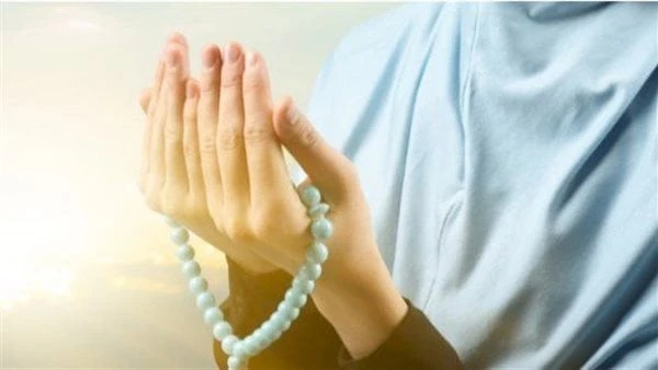 دعاء قضاء الحاجة.. يتحقق طلبك ب20 كلمة دعاء قضاء الحاجة ، لا يخلو عبد من حاجة وطلب، وإذا كان هناك طلب من شخص لشخص آخر يلح ويلجأ إليه كثيرا، فما باله