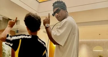 فن: زينة ل محمد رمضان: أبنائى وكل الأطفال يعشقونك أنت المعنى الحقيقى للرجل اقرأ في أفاق عربية زينة ل محمد رمضان أبنائى وكل الأطفال يعشقونك أنت المعنى