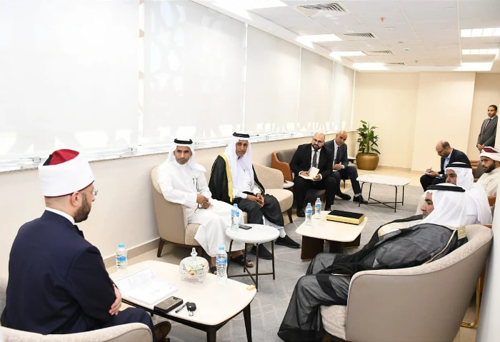 وزير الأوقاف: تدريب السيناوية وخريجي الأزهر للعمل بمساجد شمال سيناء (صور) أعلن الدكتور أسامة السيد الأزهري، وزير الأوقاف، مبادرة لتأهيل وتدريب أئمة المساجد بشمال سيناء، بالإضافة إل