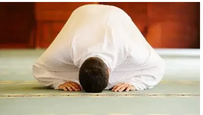 السجود في المنام لابن سيرين والإمام الصادق و حلم سجود الشكر والدعاء في السجود في المنام تفسير رؤية السجود في المنام، ما هو معنى رمز السجود في حلم