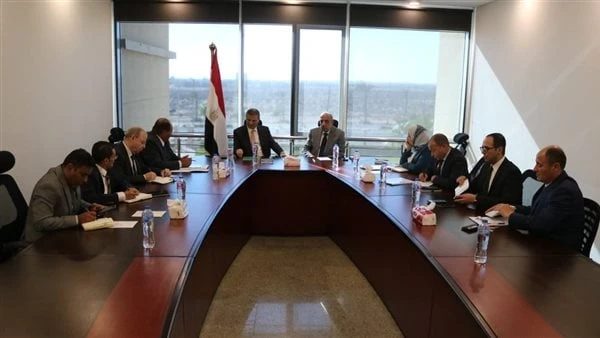 وزير الكهرباء: طرح مبادرة خلية شمسية لكل مزرعة دواجناستقبل الدكتور محمود عصمت وزير الكهرباء والطاقة المتجددة ، علاء فاروق وزير الزراعة واستصلاح