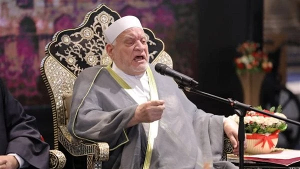 أحمد عمر هاشم: الهجرة النبوية بينت مكانة الصحابة والأنصار في الإسلام.. فيديو قال الدكتور أحمد عمر هاشم، عضو هيئة كبار العلماء في الأزهر الشريف، إنه قد جاءت الهجرة النبوية توضح لنا