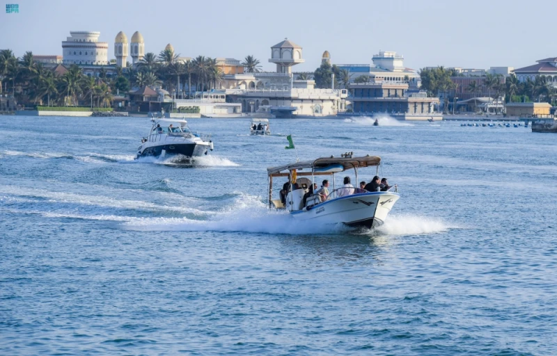 شاهد- شاطئ أبحر الجنوبية .. وجهة صيفية مميزة للأهالي والزوار في جدة الحياة شاهد المقال التالي من صحافة السعودية عن شاهد شاطئ أبحر الجنوبية وجهة صيفية