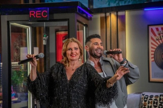 فن: يسرا: طفولتي كانت بائسة بسبب والدي.. وعشت معه غصب عني اقرأ في أفاق عربية يسرا طفولتي كانت بائسة بسبب والدي وعشت معه غصب عني، يسرا كشفت الفنانة