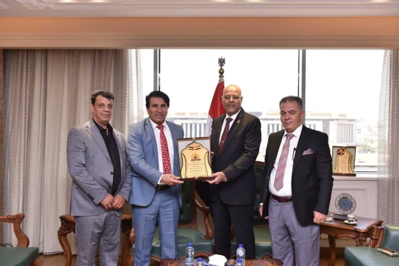 وزير العمل يستقبل وفدا من النقابة العامة للعاملين بالبترول والكيماويات الأردنية استقبل محمد جبران، وزير العمل، صباح اليوم الأحد، بمقر الوزارة
