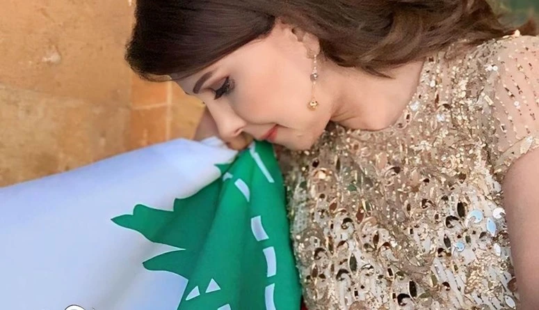 ماجدة الرومي بعد استهداف الضاحية الجنوبية: سوف نبقىتضامنت الفنانة اللبنانية ماجدة الرومي مع شعبها اللبناني بكلمات معبرة، بعد الاستهداف الإسرائيلي أمس