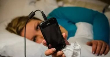 دراسة: السوشيال ميديا والموبايل يؤثران على جودة النوم لدى المراهقين صحة وطب شاهد المقال التالي من صحافة مصر عن دراسة السوشيال ميديا والموبايل يؤثران