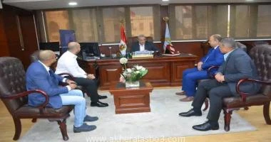 كتبمحمود شتا أستقبل اللواء أشرف الجندي محافظ الغربية ، المهندس أحمد ادهم حسين و المهندس احمد عماد سعد و المهندس محمود حنفي وفد شركة أسمنت أسيوط سيمكس