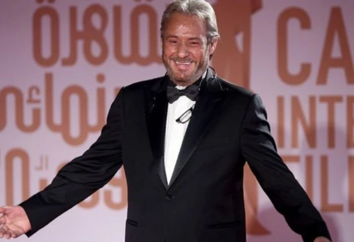 محمود سعد يفاجئ افاق عربية بسر خطير عن الراحل فاروق الفيشاوي تحل ذكرى وفاة الفنان الراحل فاروق الفيشاوي، اليوم الاثنين، حيث رحل عن عالمنا عن عمر ناهز