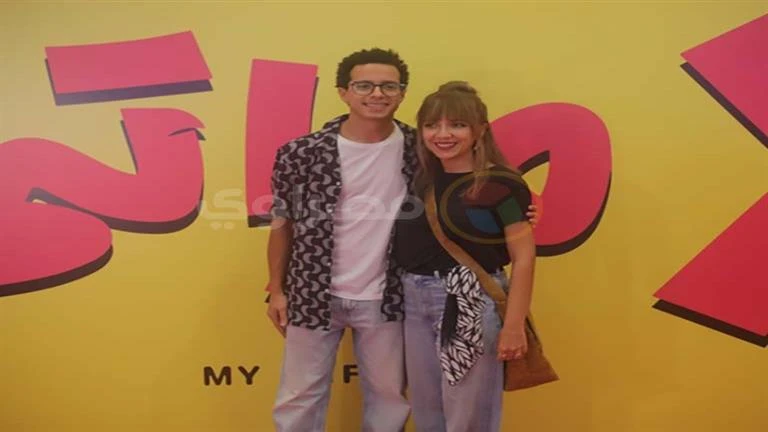 طه دسوقي بصحبة زوجته في العرض الخاص لفيلم إكس مراتي تعرف على التالي طه دسوقي بصحبة زوجته في العرض الخاص لفيلم إكس مراتي، 10 13 م الثلاثاء 23 يوليو