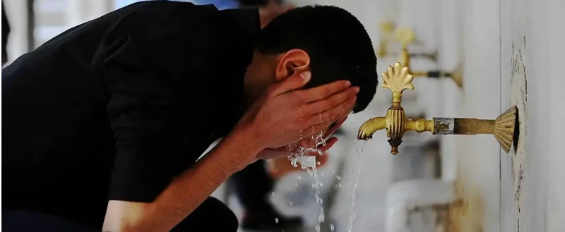 ما هو تفسير حلم الوضوء والصلاة للعزباء لابن سيرين؟ ما هو تفسير حلم الوضوء والصلاة للعزباء لابن سيرين؟، يرى المفسرون أن المنام يدل على الخير الوفير