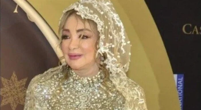 شهيرة تكشف سر حضورها حفل افتتاح مهرجان المسرح المصري في دورته ال 17 صورةخطفت الفنانة شهيرة الأنظار إليها في حفل افتتاح مهرجان المسرح المصري الذي أقيم