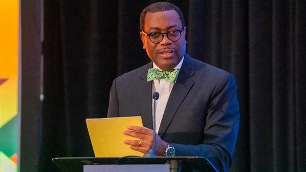 لتقليل تأثر الحروب.. الإفريقي للتنمية يجهز لإنتاج 38 مليون طن غذاء ب1.5 مليار دولارأطلق البنك الأفريقي للتنمية، مرفقا طارئا لإنتاج الغذاء بقيمة 1.5