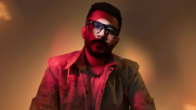 أحمد كامل يعلن عن موعد طرح أغنية قولي 2 أعلن أحمد كامل، عن موعد طرح أغنيته الجديدة قولي 2، عبر خاصية استوري انستجرام، بعد نجاح الجزء الأول.أغنية قولي