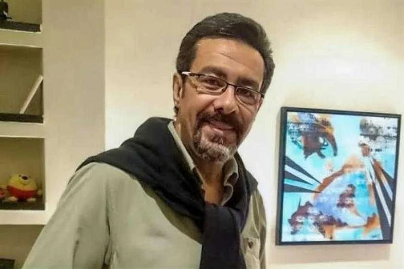 ..تفاصيل جديدة بشأن وفاة فنان شهير في بوابة المستشفى عقب صفعه من قبل الحارس..تفاصيل تتابع الان تفاصيل ما ورد عن تفاصيل جديدة بشأن وفاة فنان شهير في بوابة المستشفى عقب صفعه من قبل ا