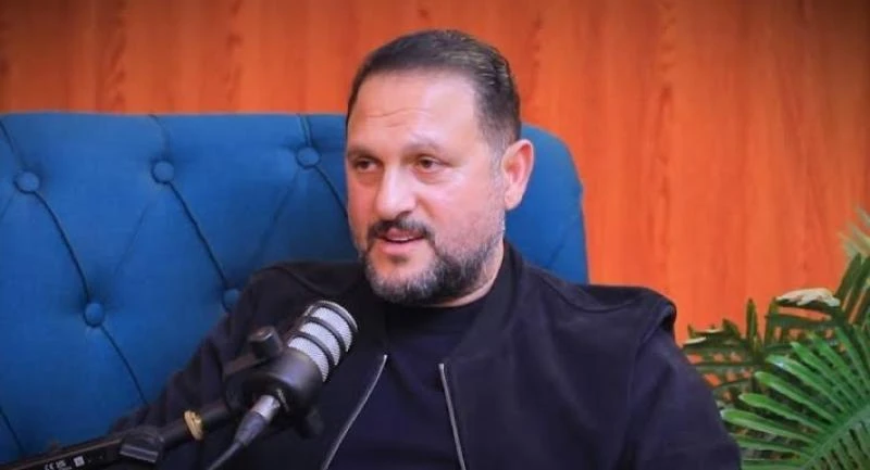 نجوم الفن: عماد زيادة : رفضت الإنتاج لنفسي لأنى أريد استئذان قلوب الجمهور ولا افرض نفسي عليهم اقرأ في أفاق عربية عماد زيادة رفضت الإنتاج لنفسي لأنى