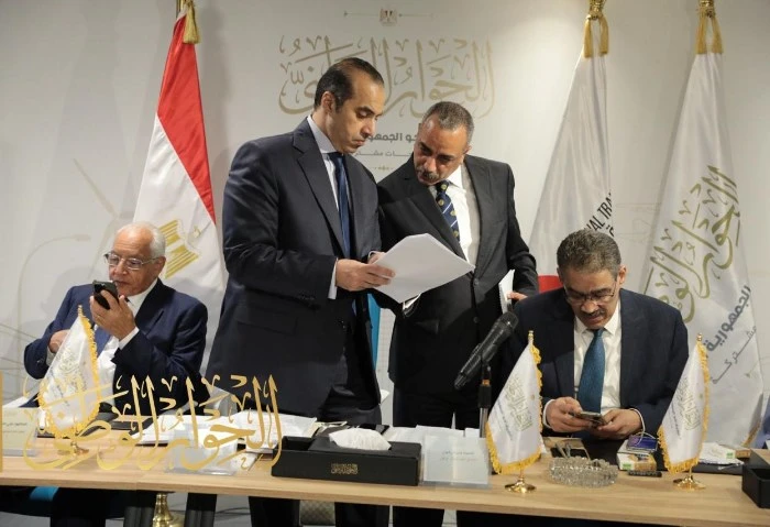 الحوار الوطني ينهى مناقشات الحبس الاحتياطي، ويوجه الشكر لهؤلاء أعلنت الصفحة الرسمية للحوار الوطني على موقع التواصل الاجتماعي فيس بوك انتهاء الجلسة