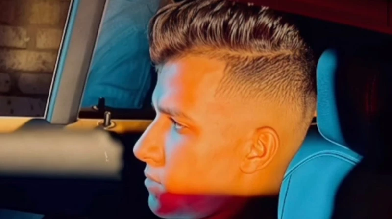 عصام صاصا قبل 21 يوما من محاكمته: محتاج الدعاء طلب مؤدي المهرجانات عصام صاصا، من جماهيره الدعاء له، قبل جلسة محاكمته، واتهامه بدهس أحد الأشخاص،