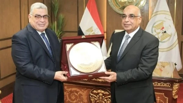 رئيس مجلس الدولة يناقش مع وزير العدل تطوير المنظومة القضائية التقى المستشارأحمد عبدالحميد عبود رئيس مجلس الدولة، والمستشارين أعضاء المجلس الخاص،