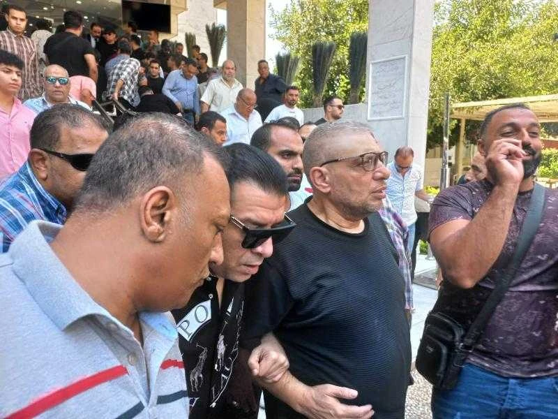 نجوم الفن: بحضور نقيبي المهن الموسيقية والفنية ونجوم الفن.. جنازة مهيبة للمايسترو محمد أبو اليزيد اقرأ في أفاق عربية بحضور نقيبي المهن الموسيقية